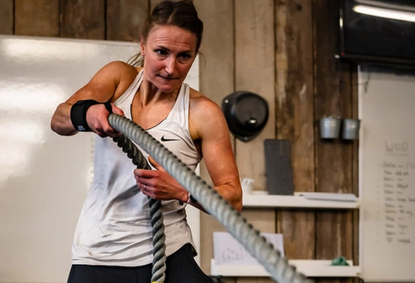 woman hold rope